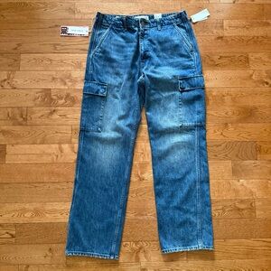 Denim Forum NWT size 30 90’s Edie cargo jeans
